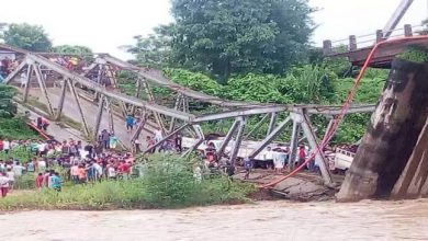 डिमापुर में चाथे नदी पर बना पुल टूटा